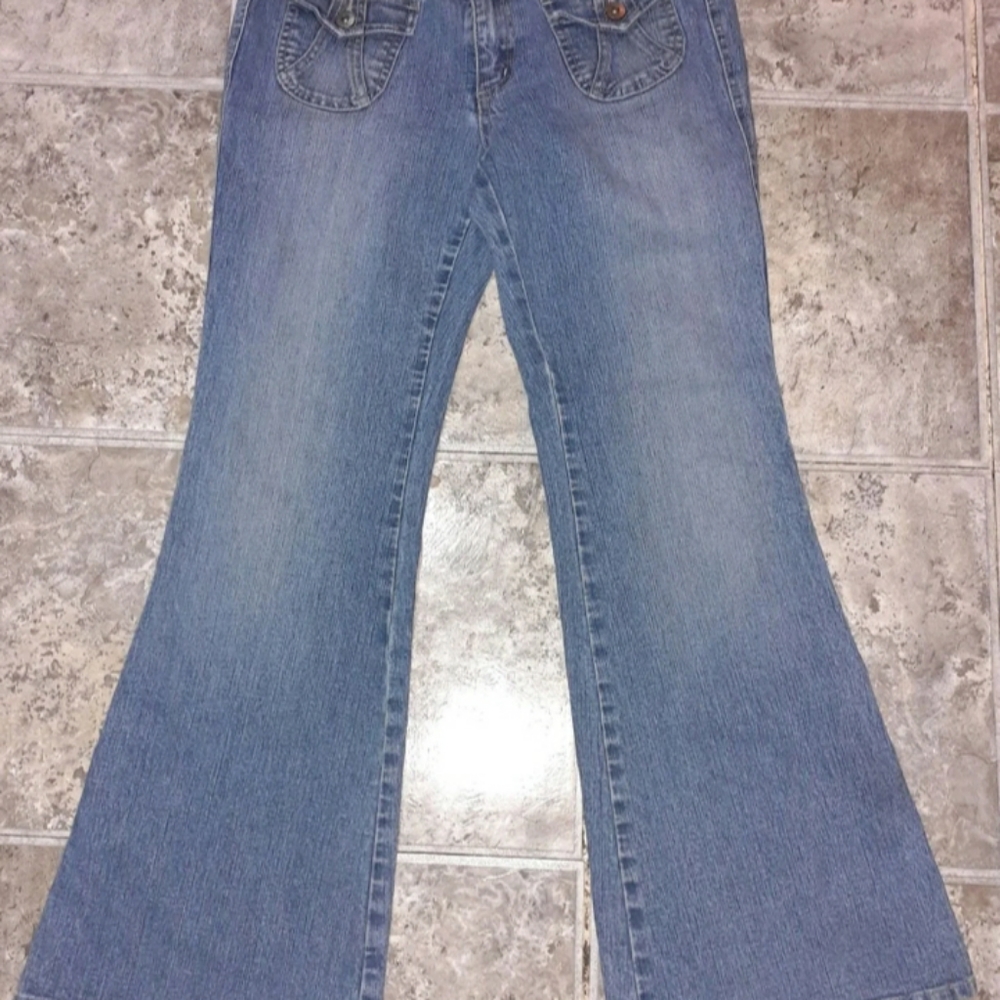 Vintage Y2K Tilt Bellbottom Jeans